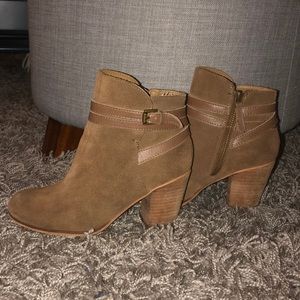 Tan boot heels (booties)